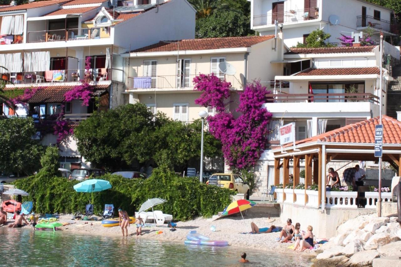 Apartments By The Sea Podgora, Makarska - 6787 Dış mekan fotoğraf
