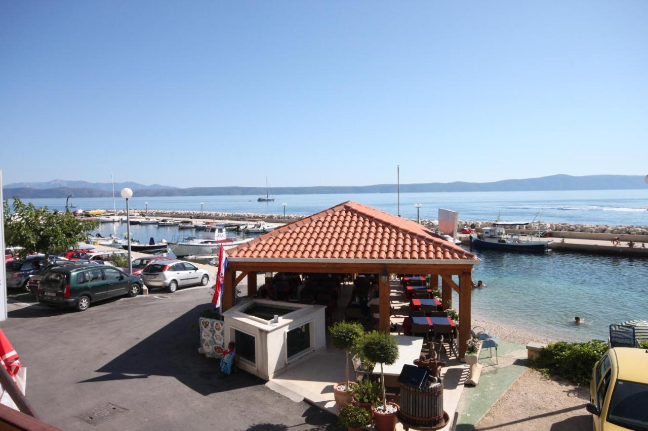Apartments By The Sea Podgora, Makarska - 6787 Dış mekan fotoğraf
